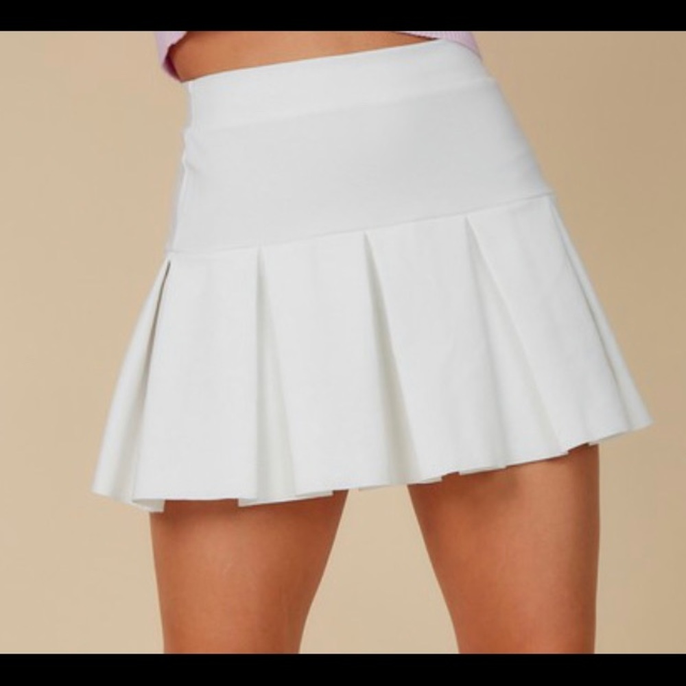 White tennis skirt